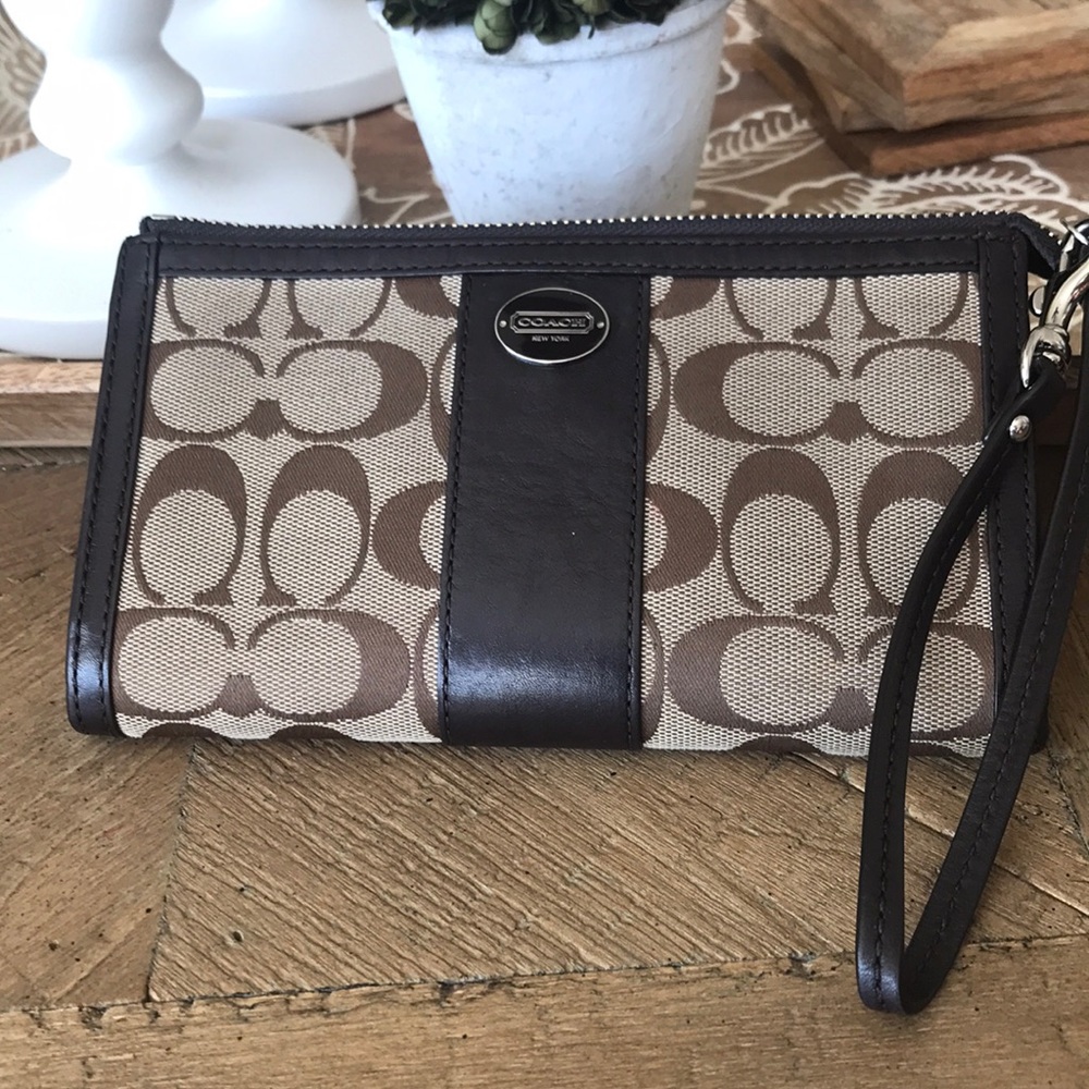 Coach wallet